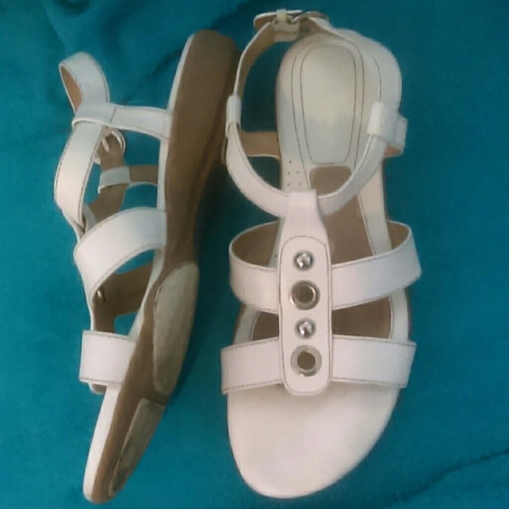 Comfy Classic Summer White Sandals